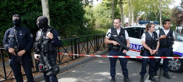 Πανικός στη Γαλλία: Βρέθηκε το πρωί στον κήπο του πρωθυπουργού ένα… πτώμα